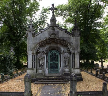 Brompton Cemetery image